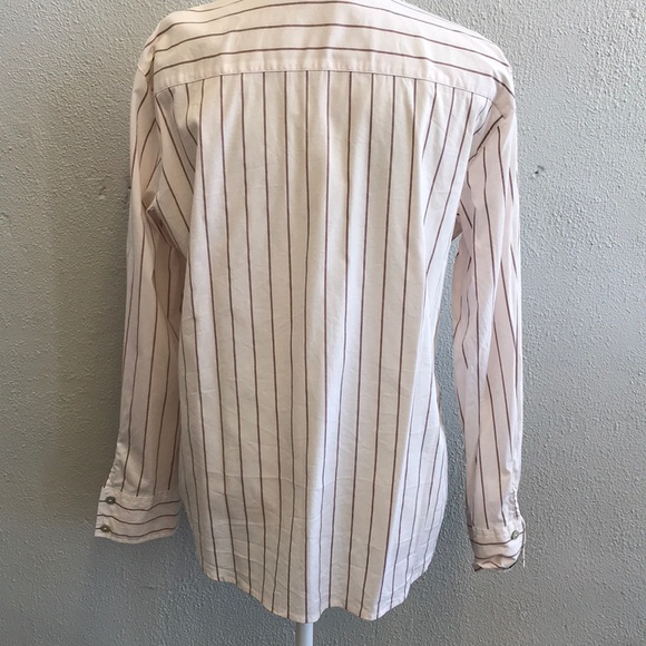 Chico’s Design pin stripped shirt - Picture 4 of 5